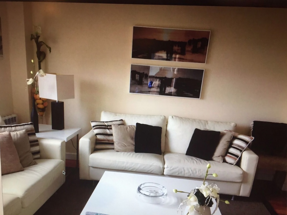 Beachfront flat in Fisterra — Living room