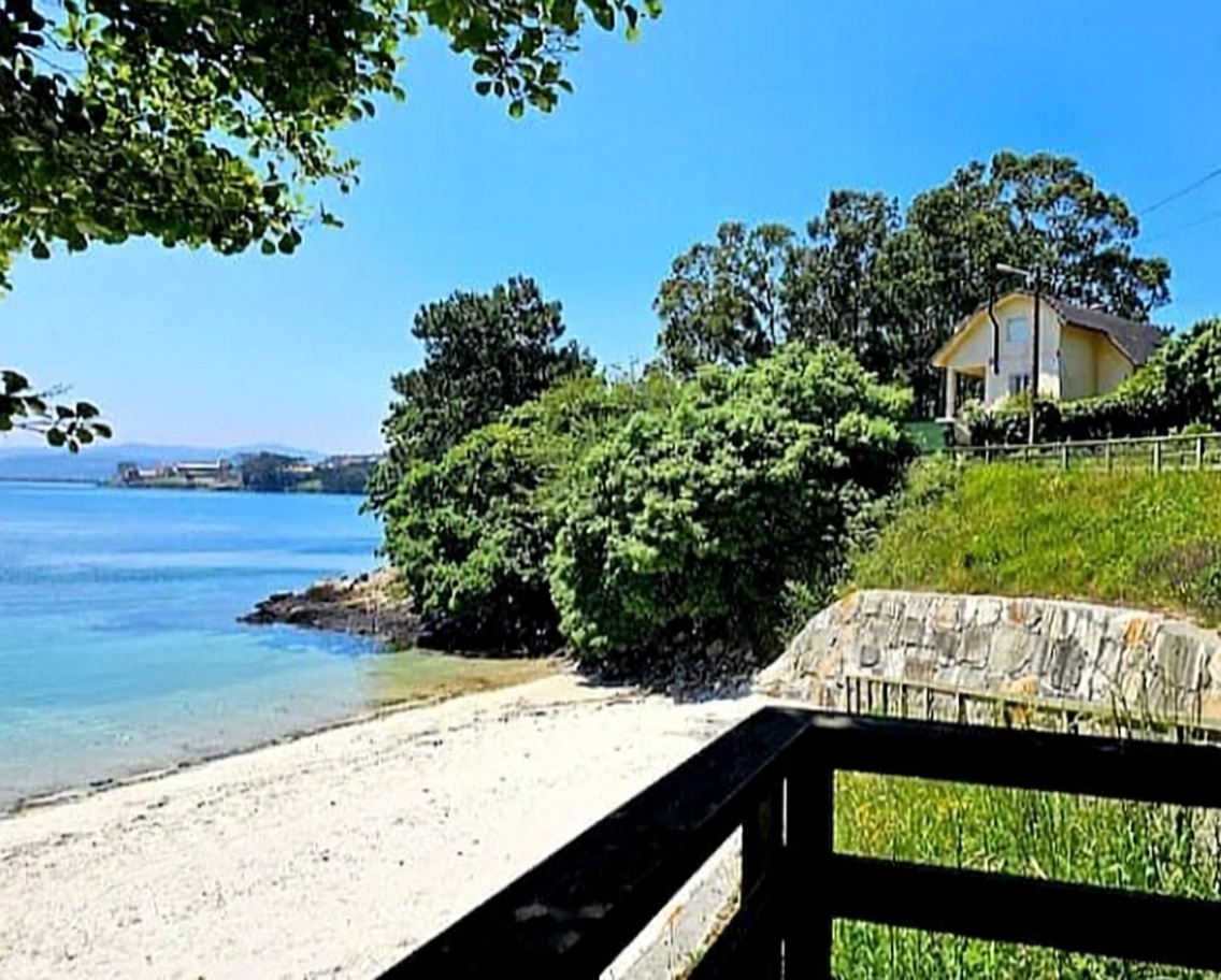 Chalet con acceso directo a playa en Camariñas — Terraza mar
