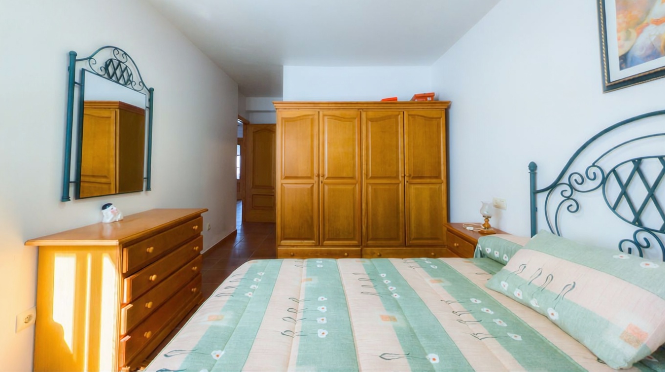 Beachfront flat in Camariñas — Bedroom