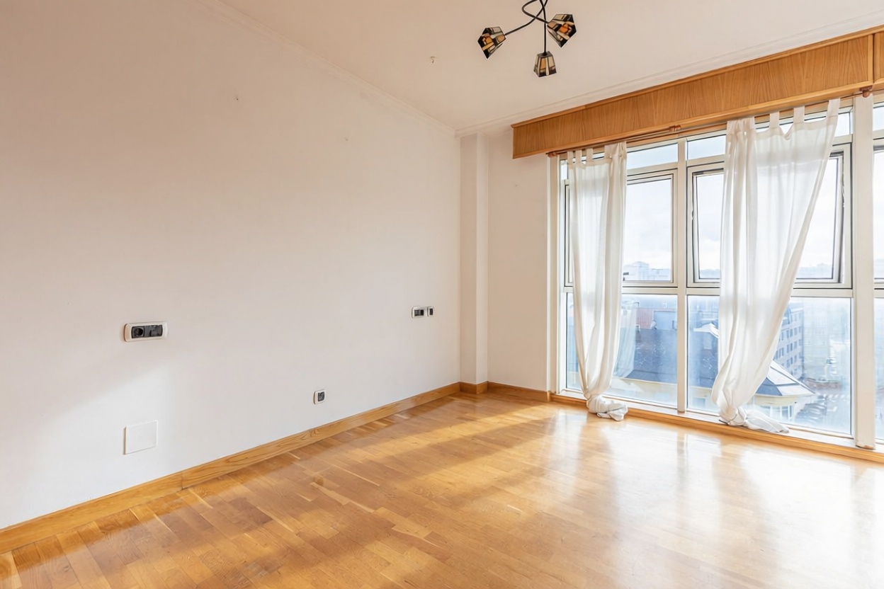 Beachfront duplex in A Coruña — Bedroom