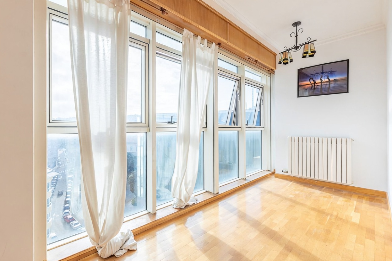 Beachfront duplex in A Coruña — Bedroom