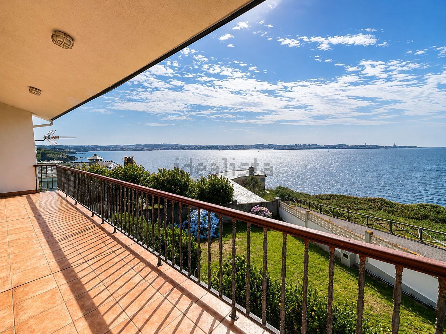 Chalet avec accès direct à la plage à Oleiros