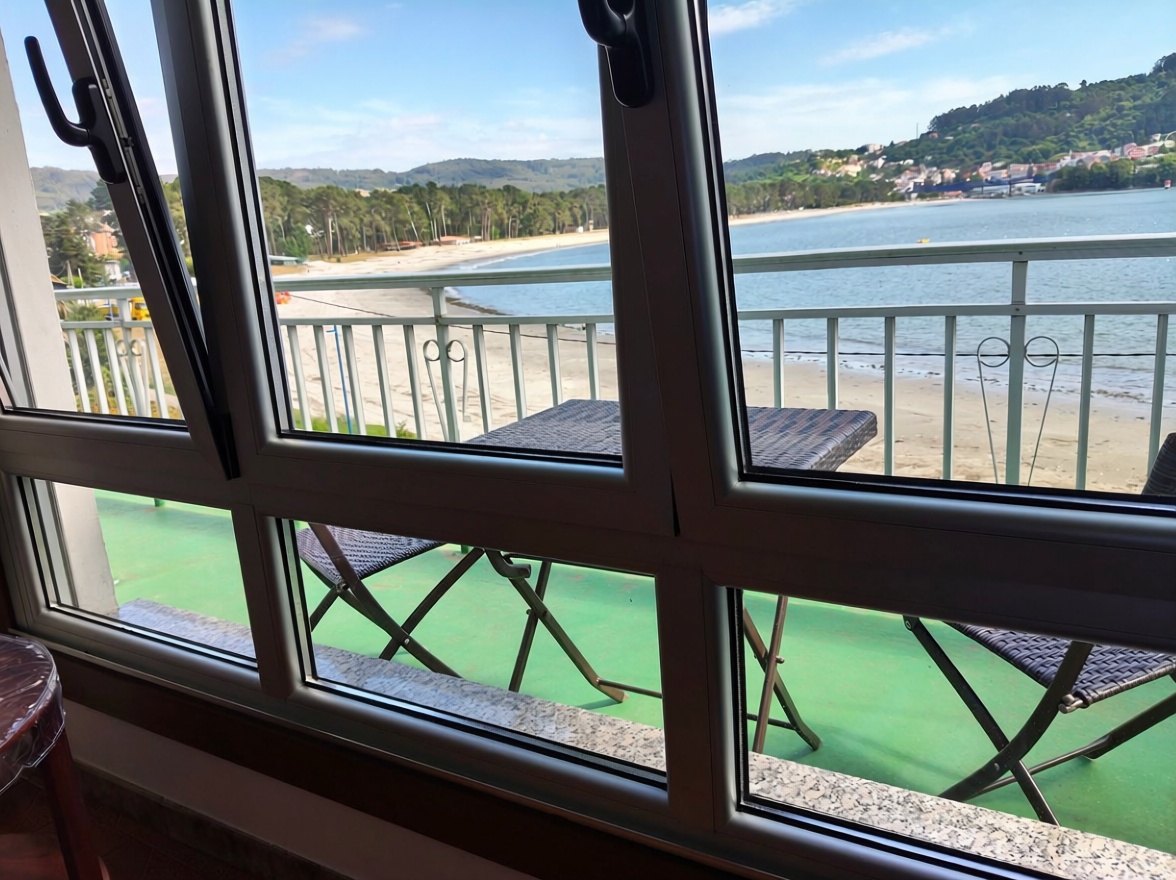 Chalet con acceso directo a playa en Cabanes — Terraza mar