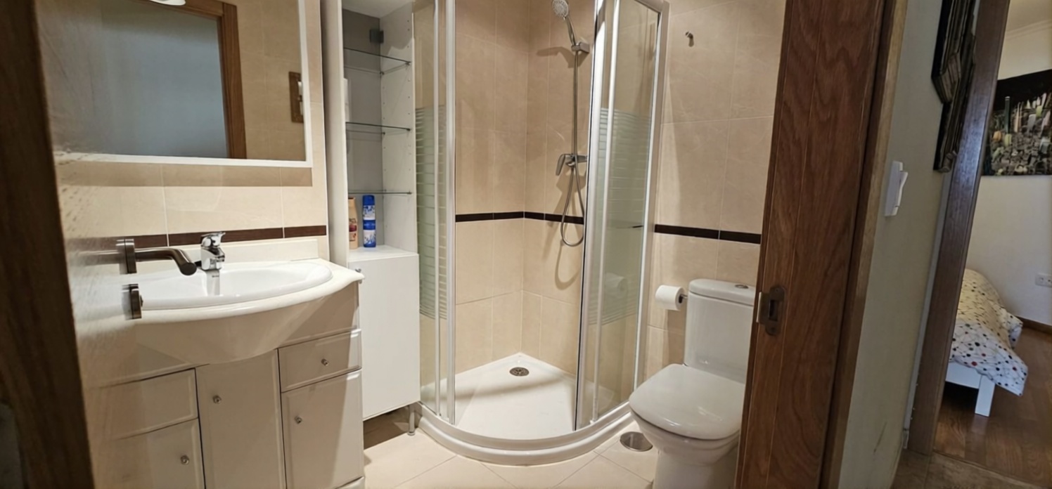 Beachfront flat in Camariñas — Bathroom