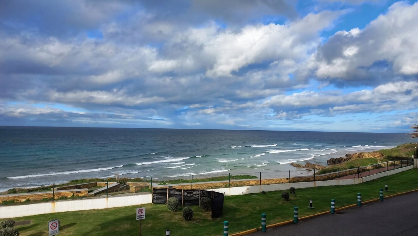 Beachfront flat in Camariñas — Sea view