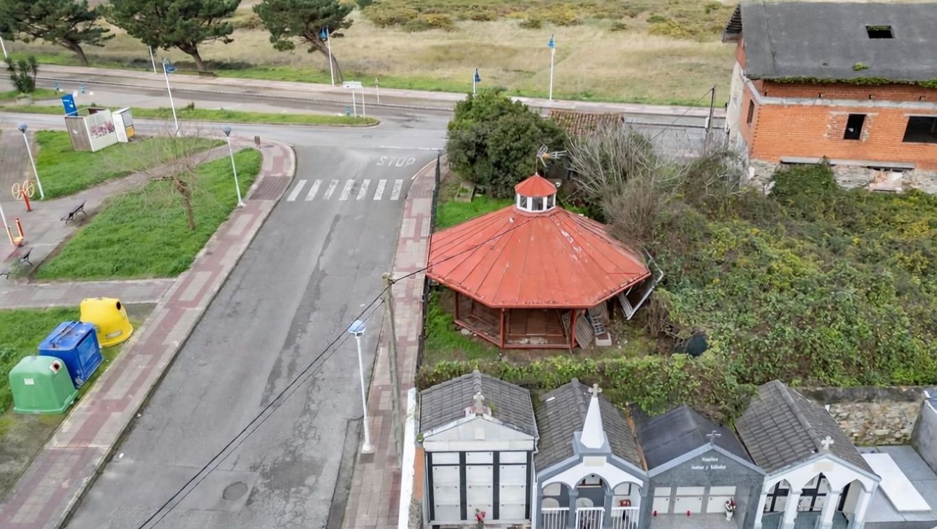 Chalet mit direkter Strandzugang in San Juan de los Terreros — Luftbild