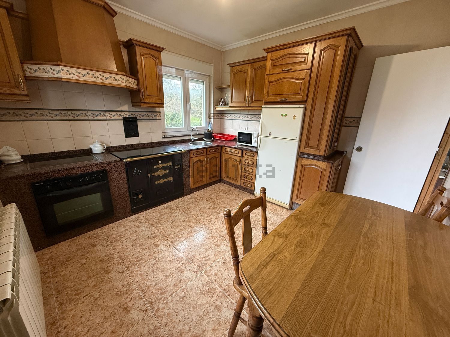 Chalet mit direkter Strandzugang in Gozón — Küche
