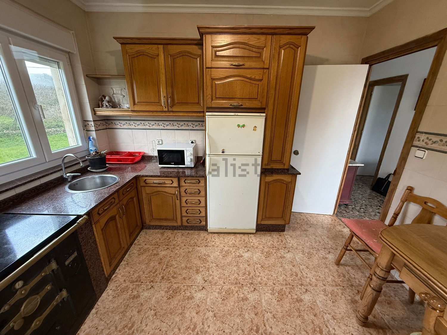 Chalet mit direkter Strandzugang in Gozón — Wohnzimmer
