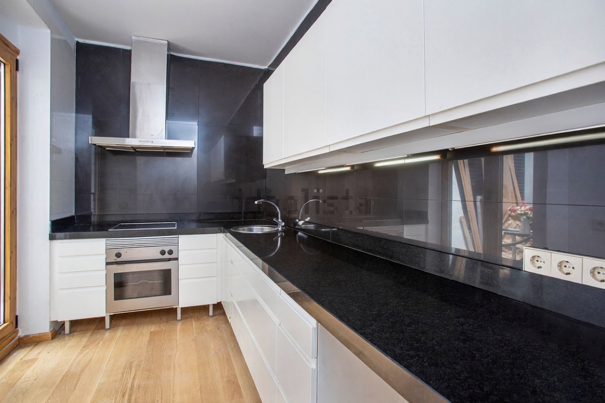 Appartement en première ligne de plage à Gijón — Cuisine