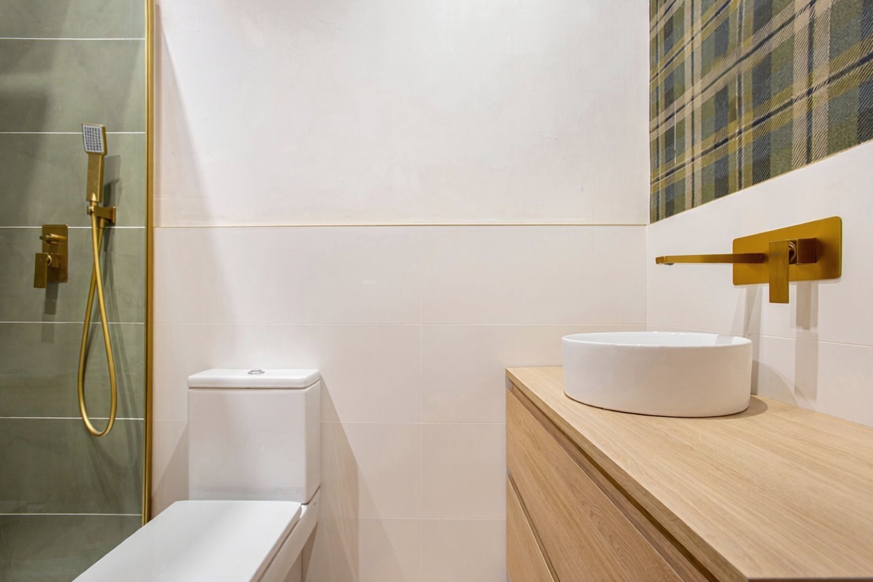 Appartement en première ligne de plage à Gijón — Sanitaires