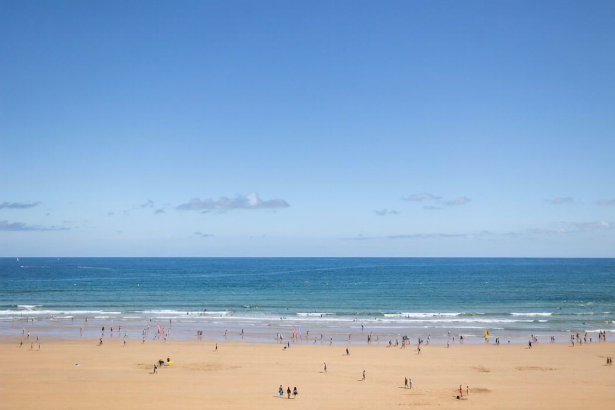 Appartement en première ligne de plage à Gijón — Cuisine