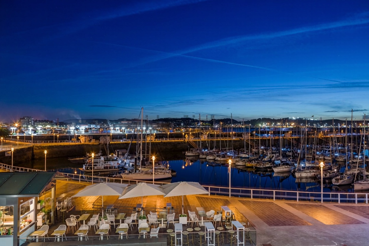 Appartement en première ligne de plage à Gijón