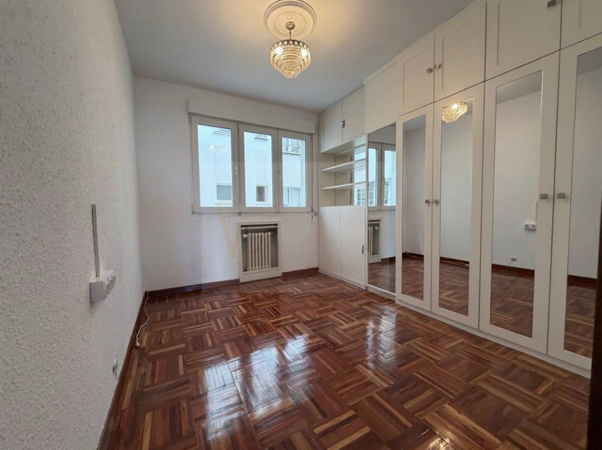 Beachfront flat in Arona — Bedroom