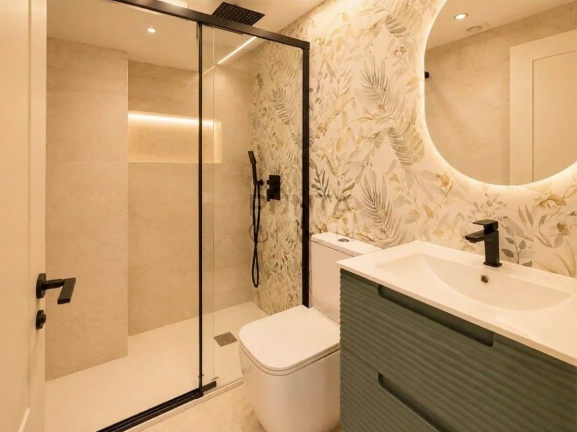 Appartement en première ligne de plage à Gijón — Sanitaires