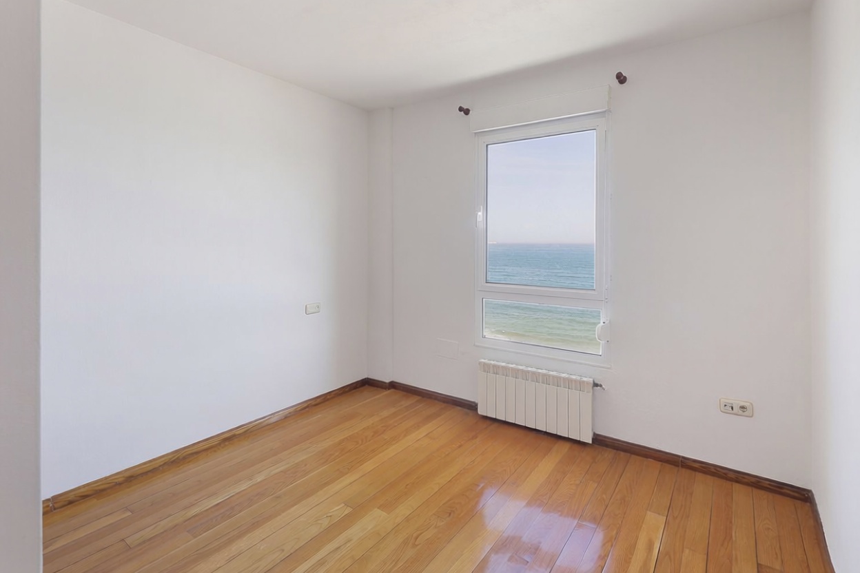 Seafront attic in Arona — Bedroom