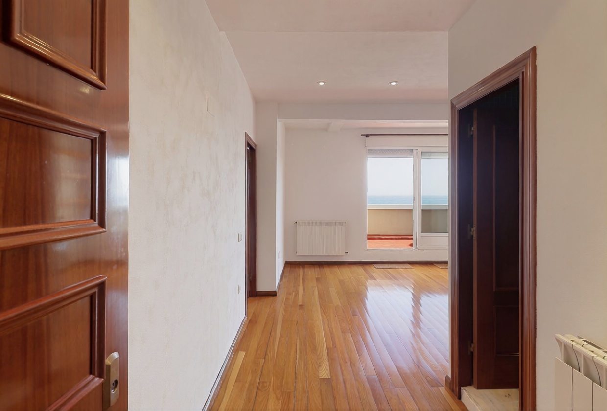 Seafront attic in Arona — Living room