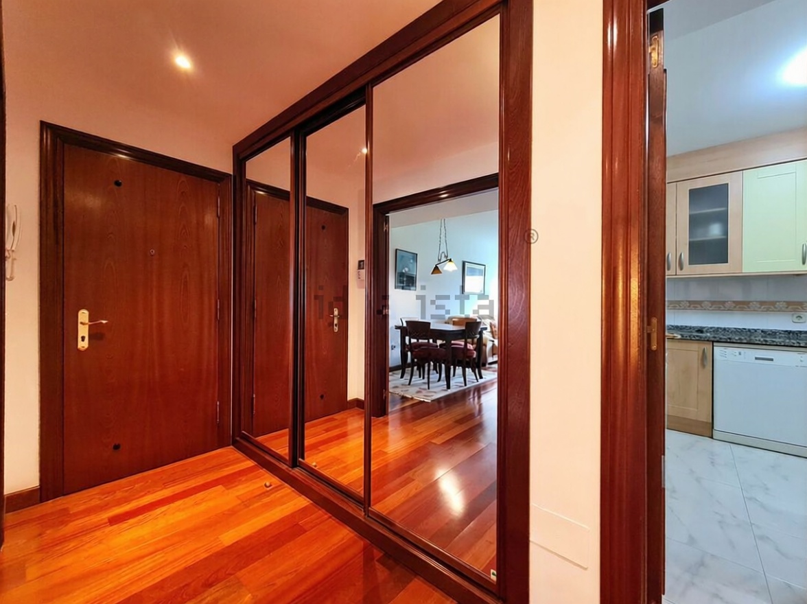 Appartement en première ligne de plage à Gijón — Cuisine