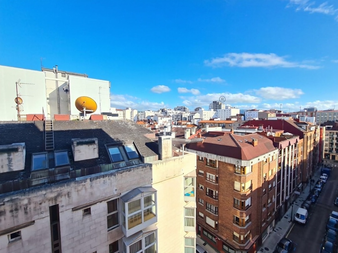 Apartamento em primeira linha de praia em Gijón — Vista mar