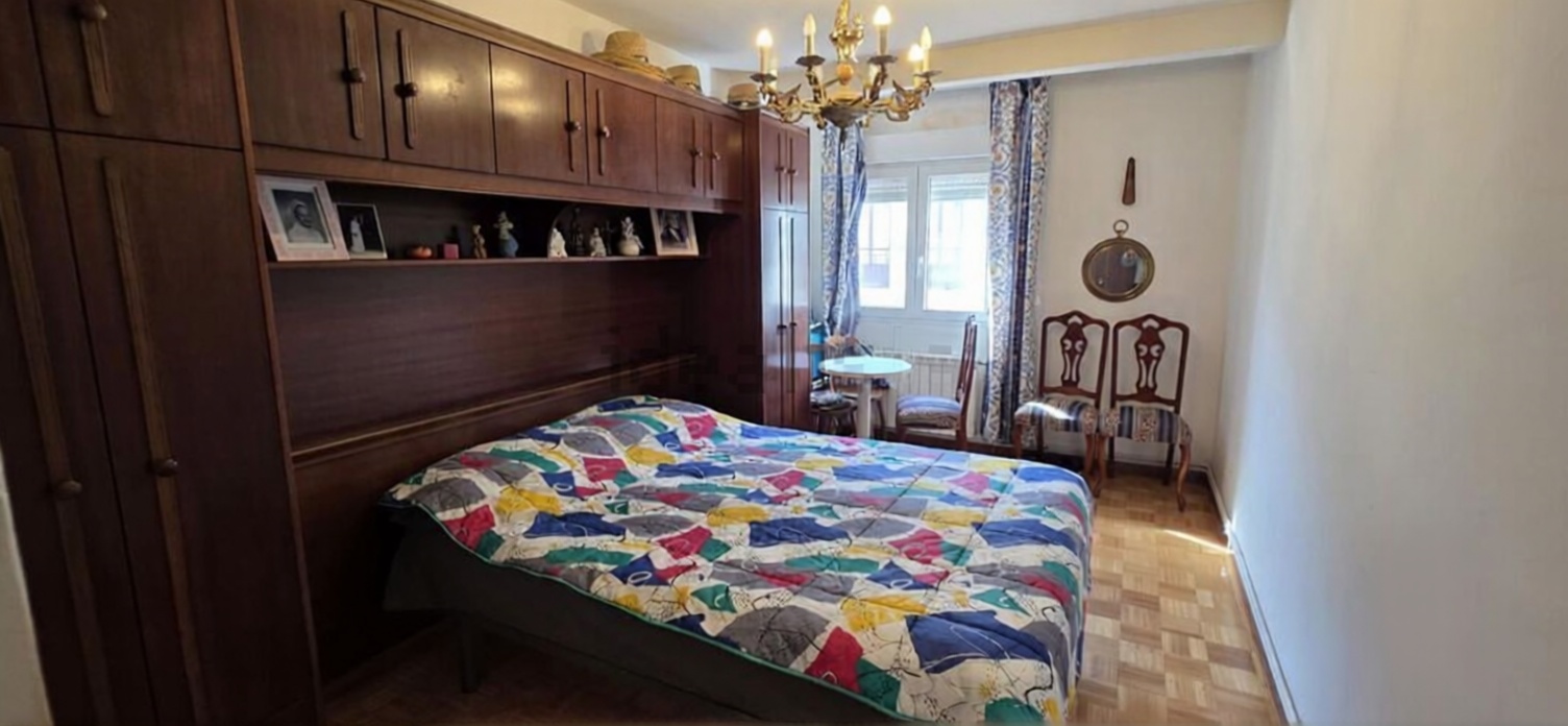 Beachfront flat in Ribadesella — Bedroom