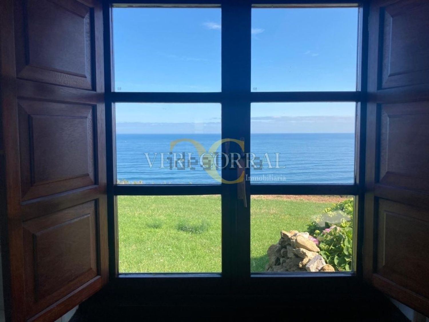 Chalet com acesso direto à praia em San Vicente de la Barquera — Casa banho