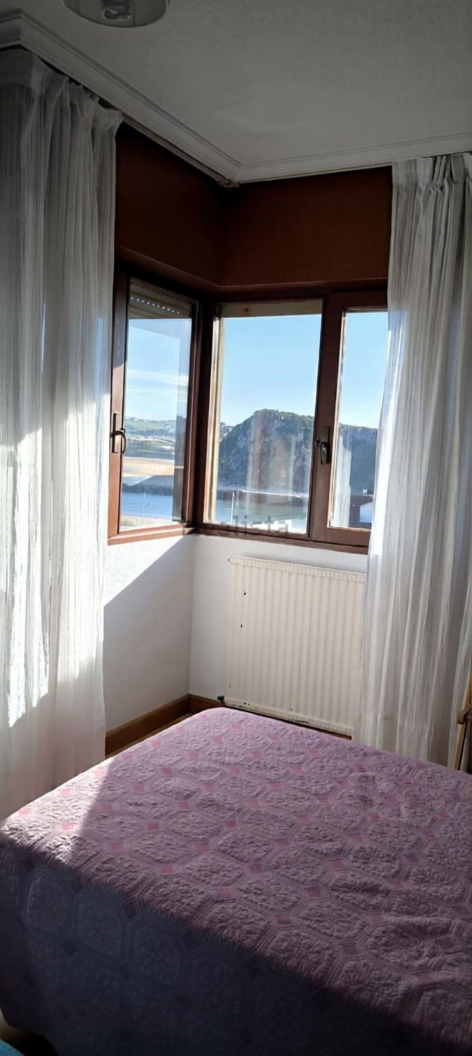 Beachfront duplex in Suances — Bedroom
