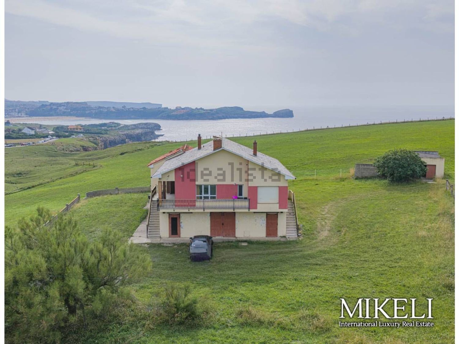 Chalet com acesso direto à praia em Santander — Vista mar