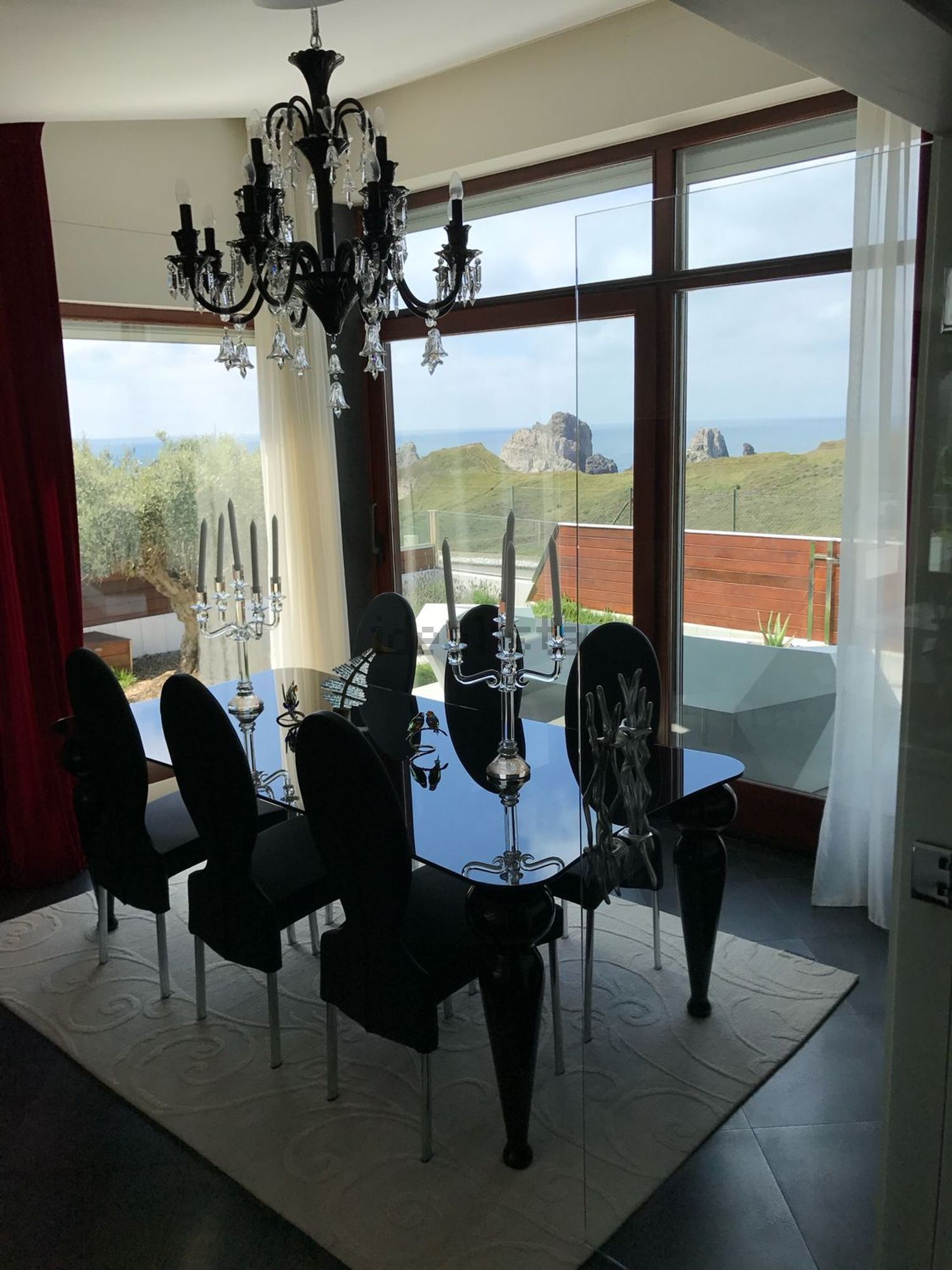 Chalet com acesso direto à praia em Liencres — Sala jantar