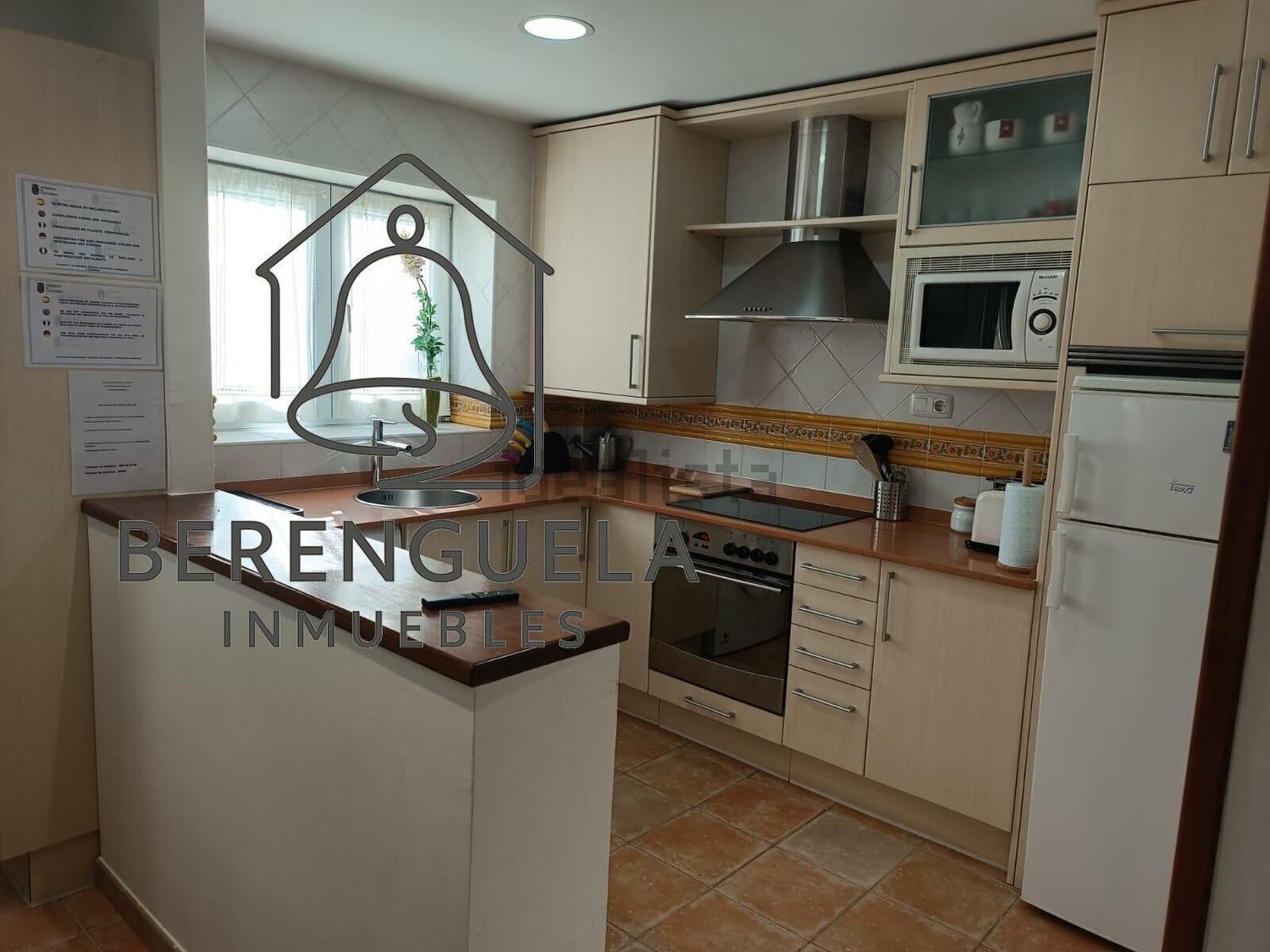 Apartamento em primeira linha de praia em Santander — Cozinha