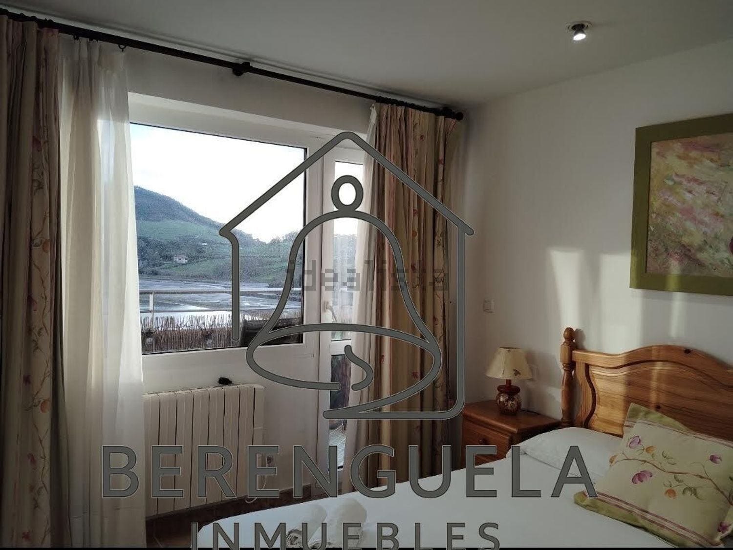 Apartamento em primeira linha de praia em Santander — Quarto