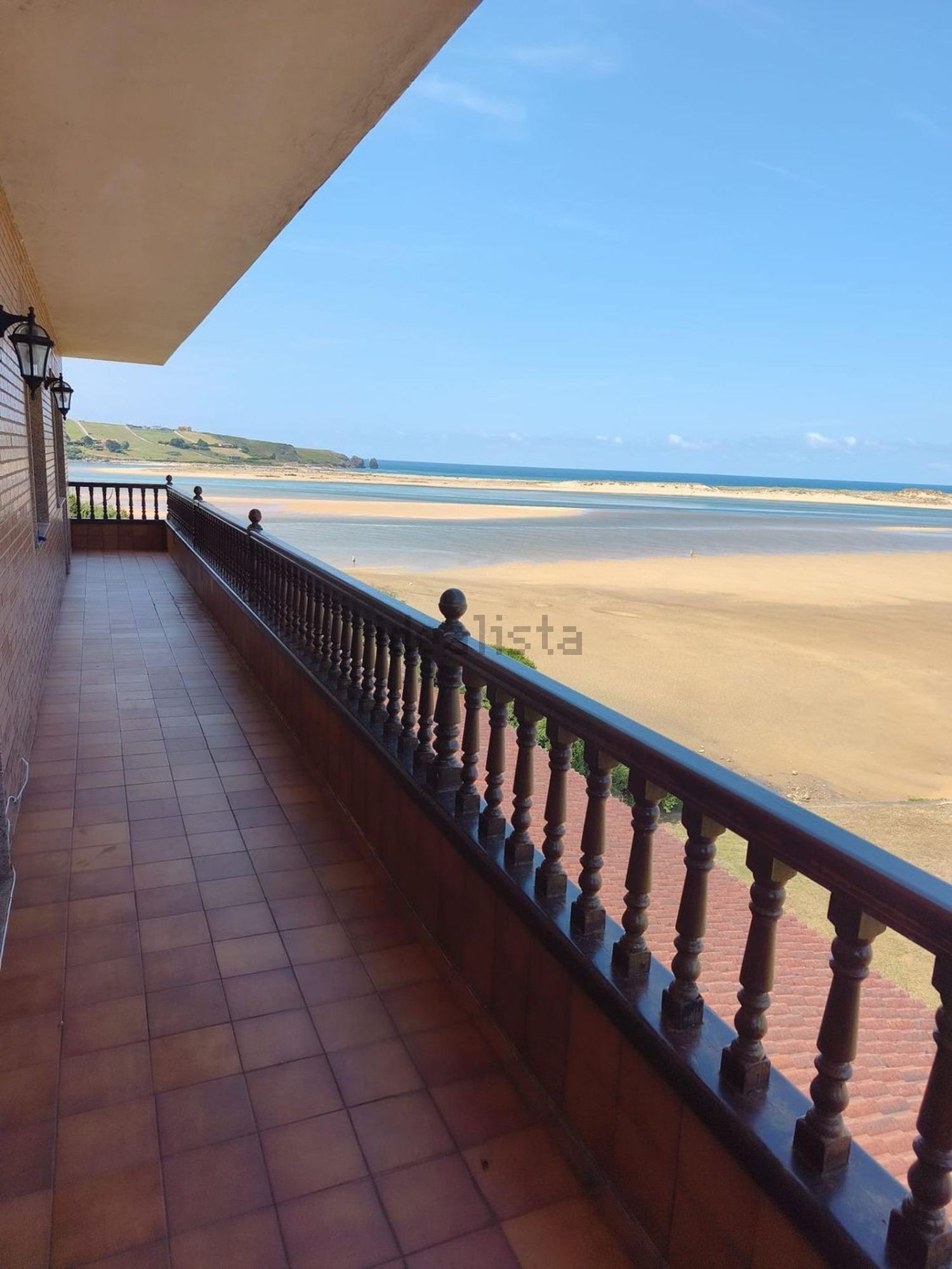 Chalet com acesso direto à praia em Santander — Terraço mar