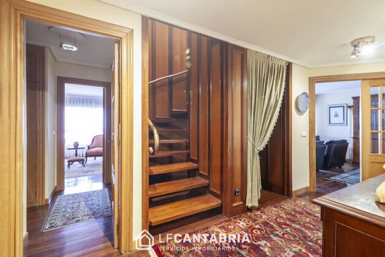 Beachfront duplex in Santander — Bedroom