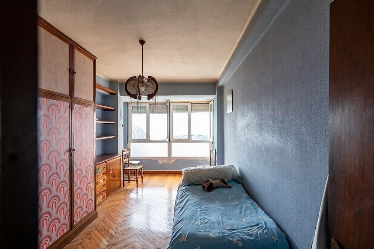 Beachfront flat in Santander — Bedroom