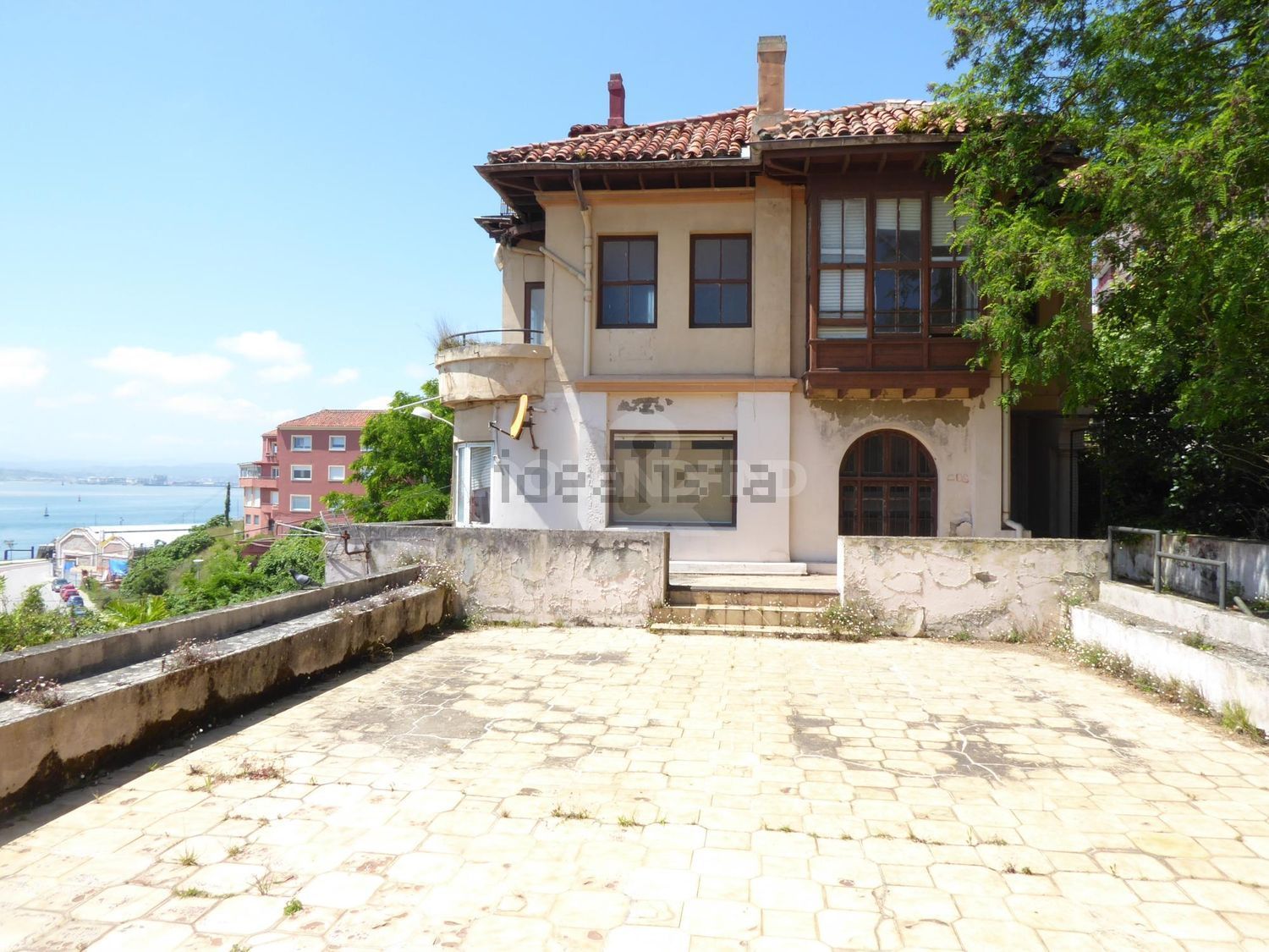 Chalet com acesso direto à praia em Santander