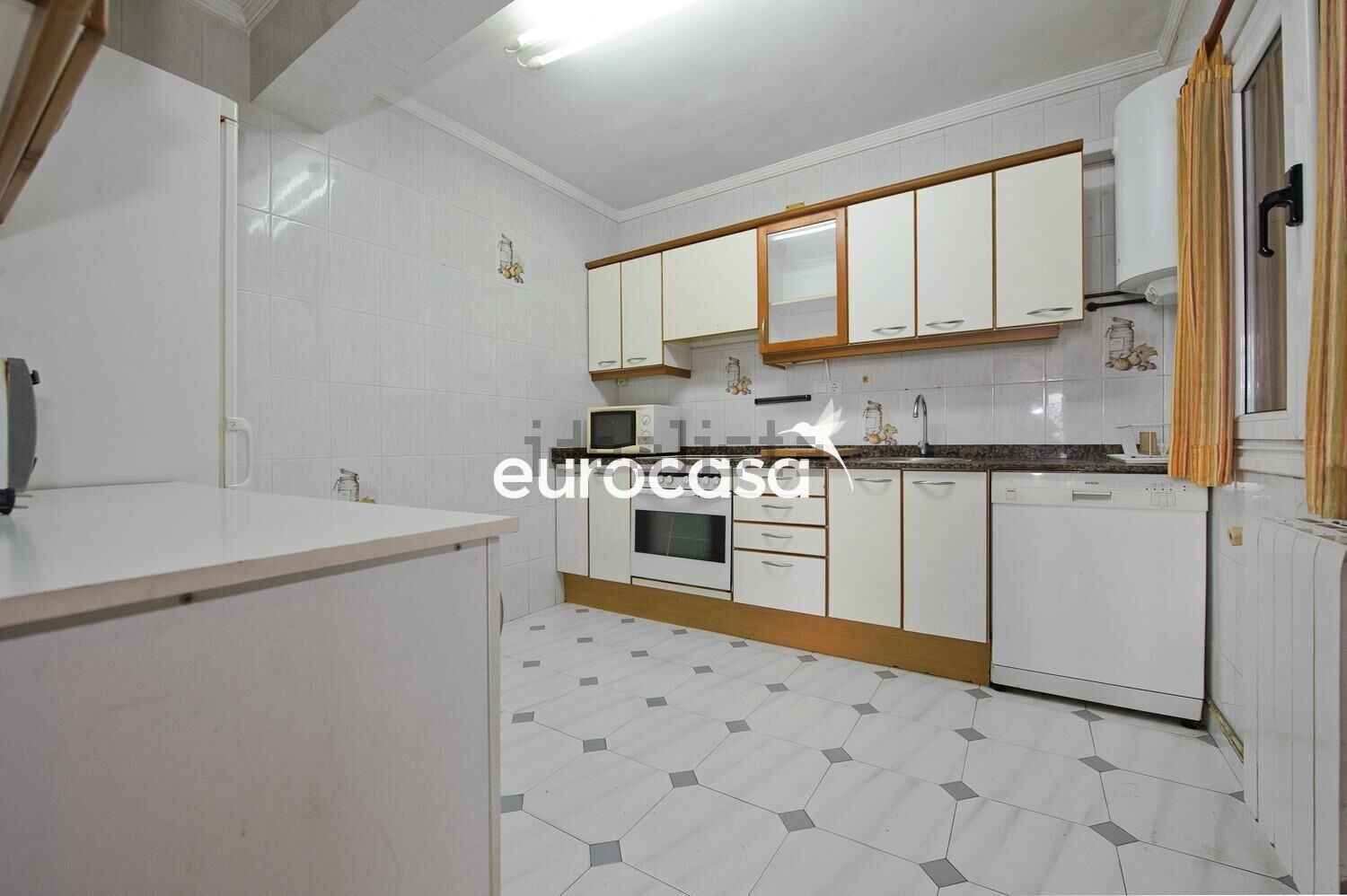 Apartamento em primeira linha de praia em Santander — Cozinha