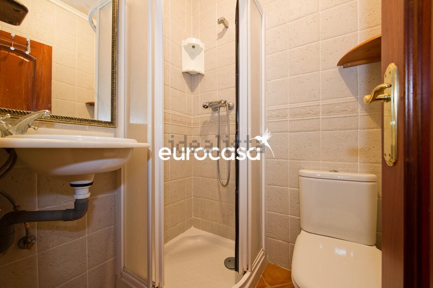 Apartamento em primeira linha de praia em Santander — Casa banho