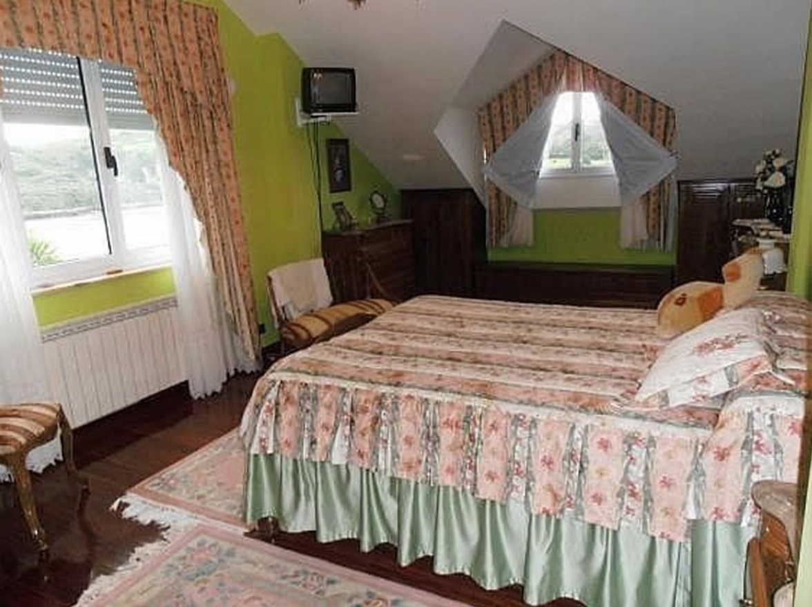 Chalet with direct beach access in Ajo — Bedroom