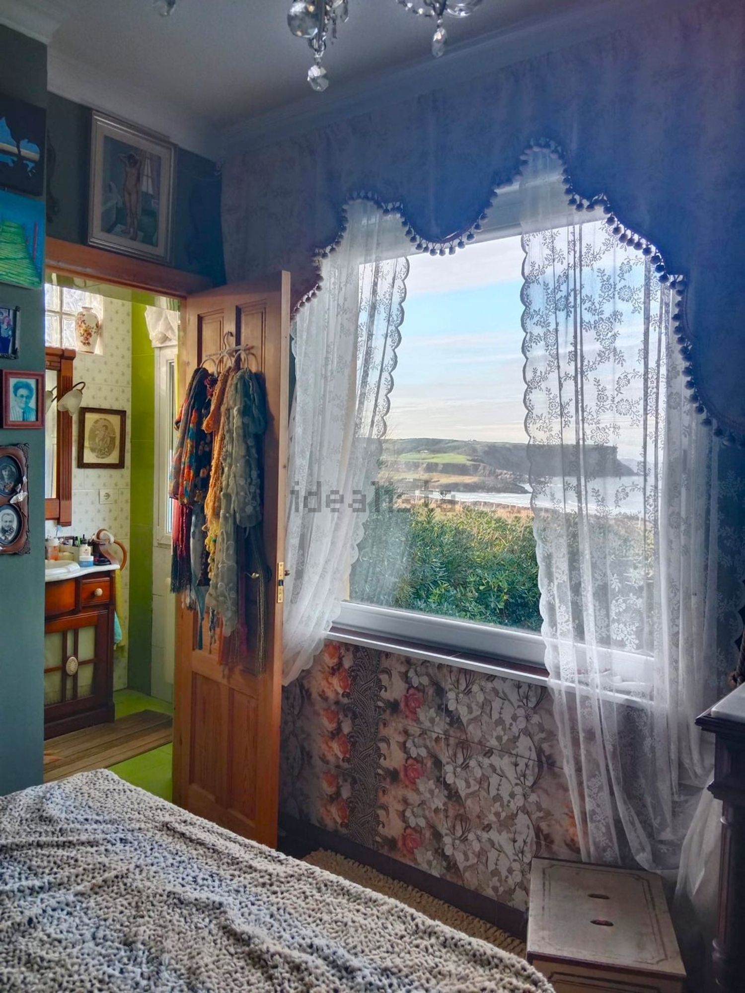 Chalet com acesso direto à praia em Ajo — Casa banho