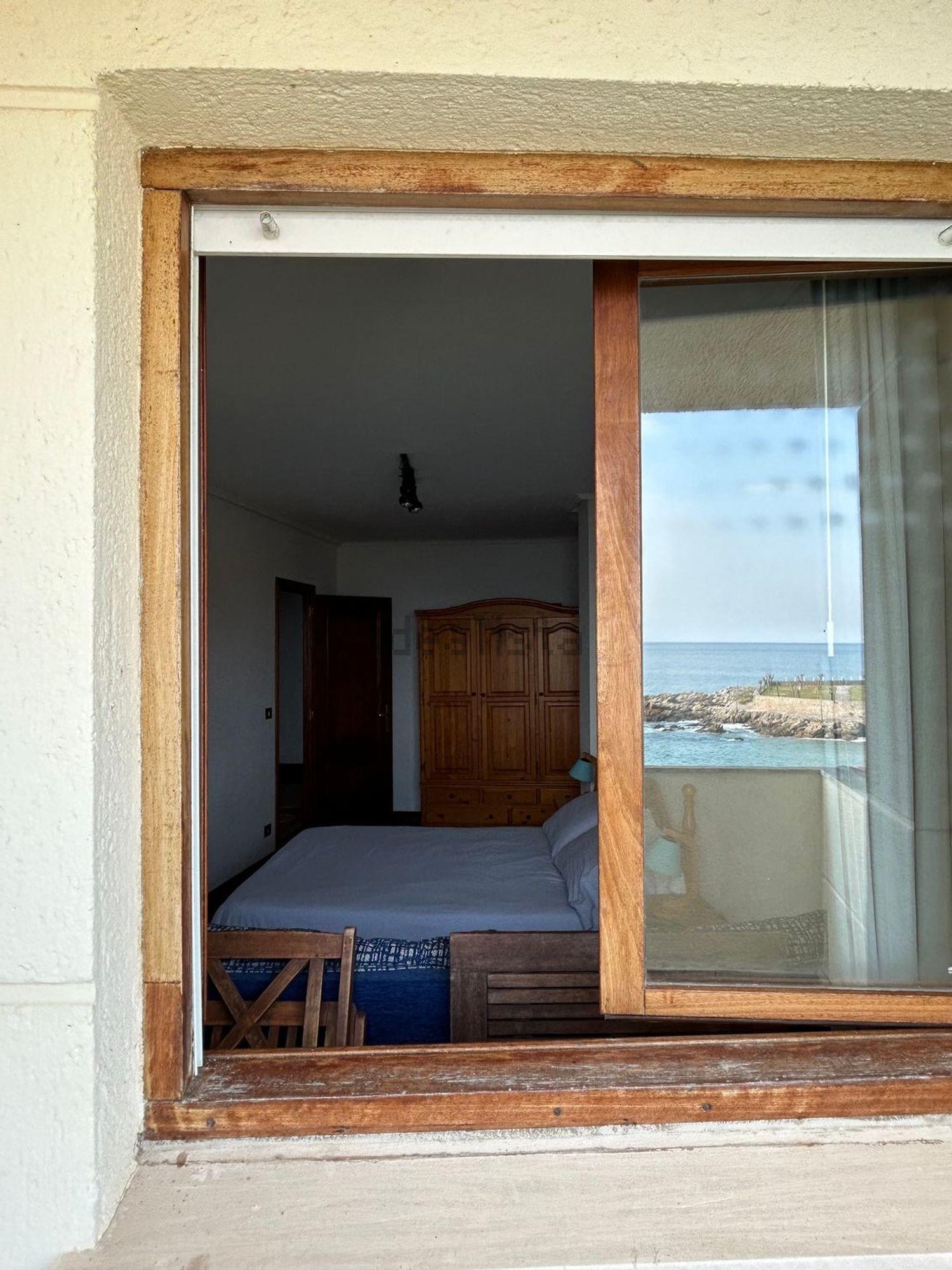 Apartamento em primeira linha de praia em Isla — Quarto