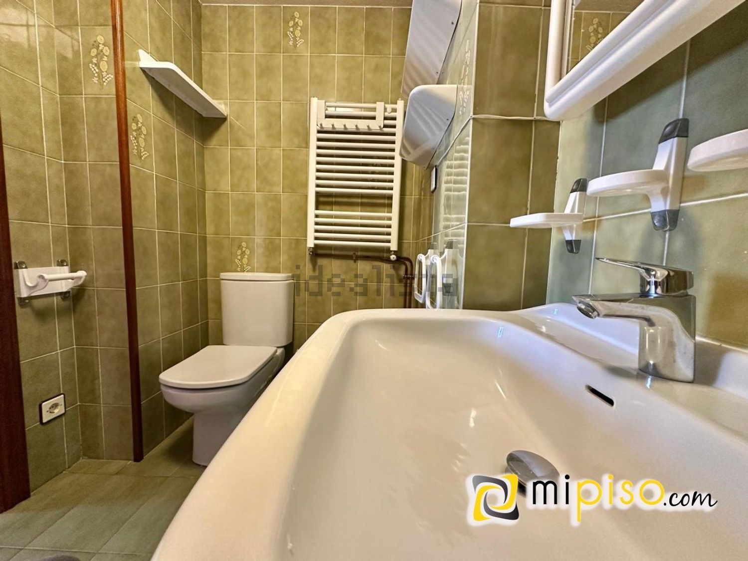 Apartamento em primeira linha de praia em Laredo — Quarto