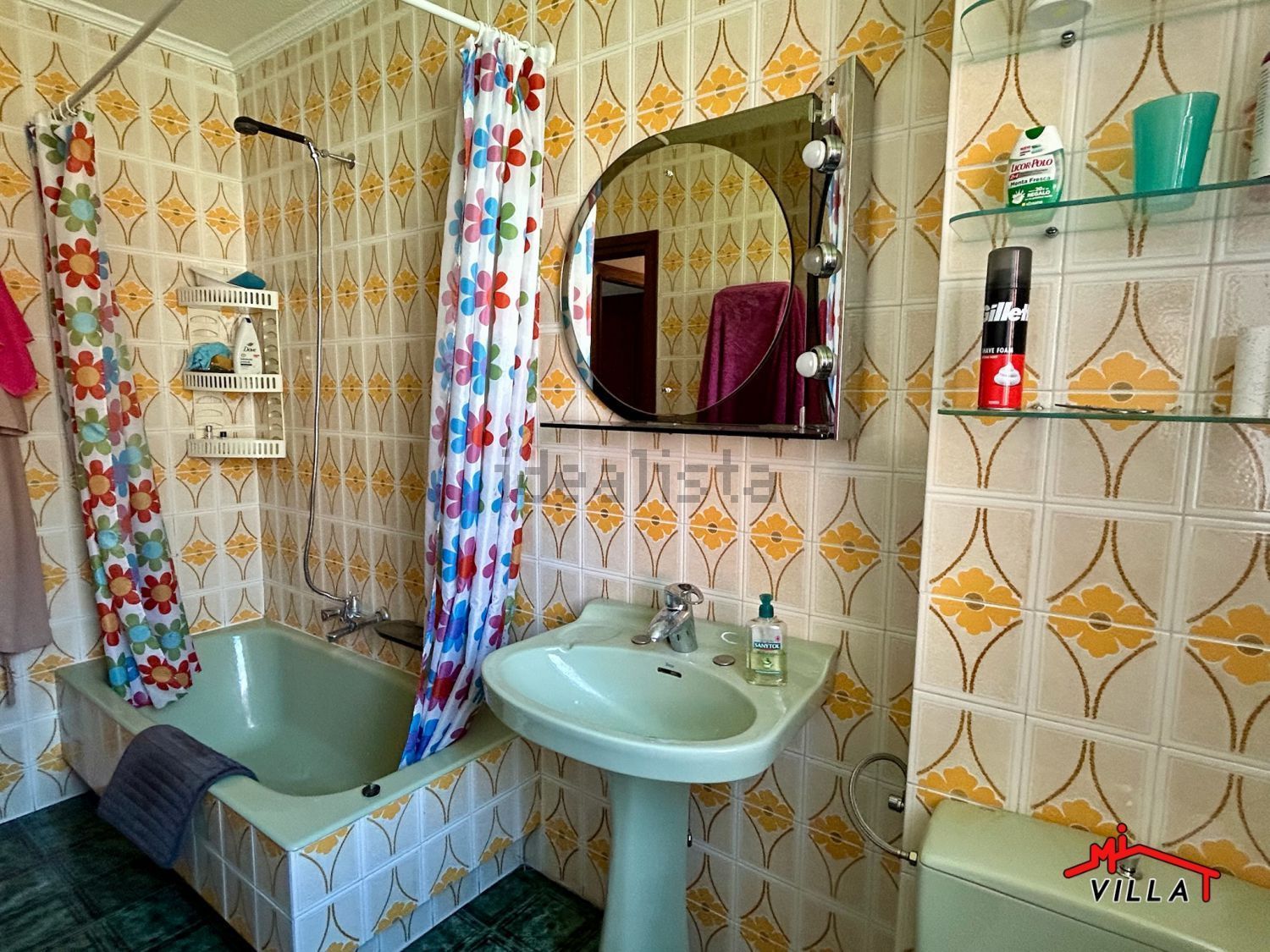 Apartamento em primeira linha de praia em Laredo — Casa banho