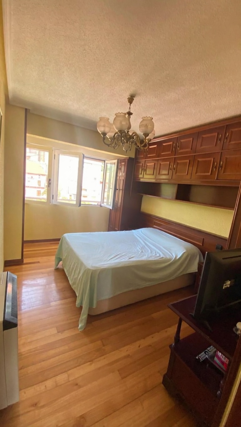Beachfront flat in Laredo — Bedroom
