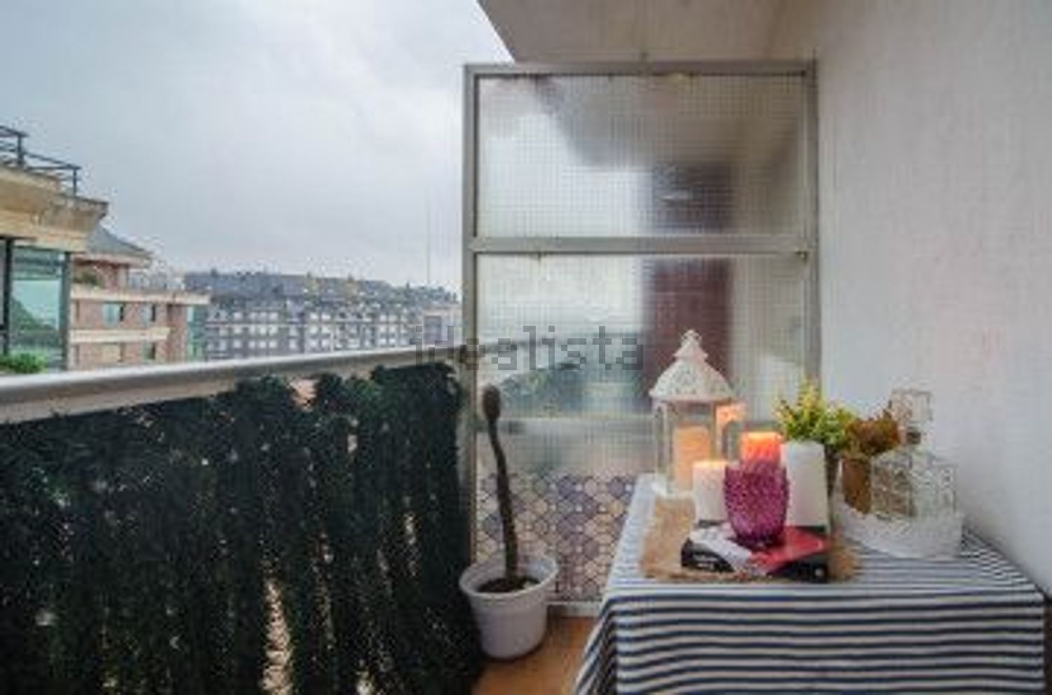 Apartamento em primeira linha de praia em Laredo — Terraço