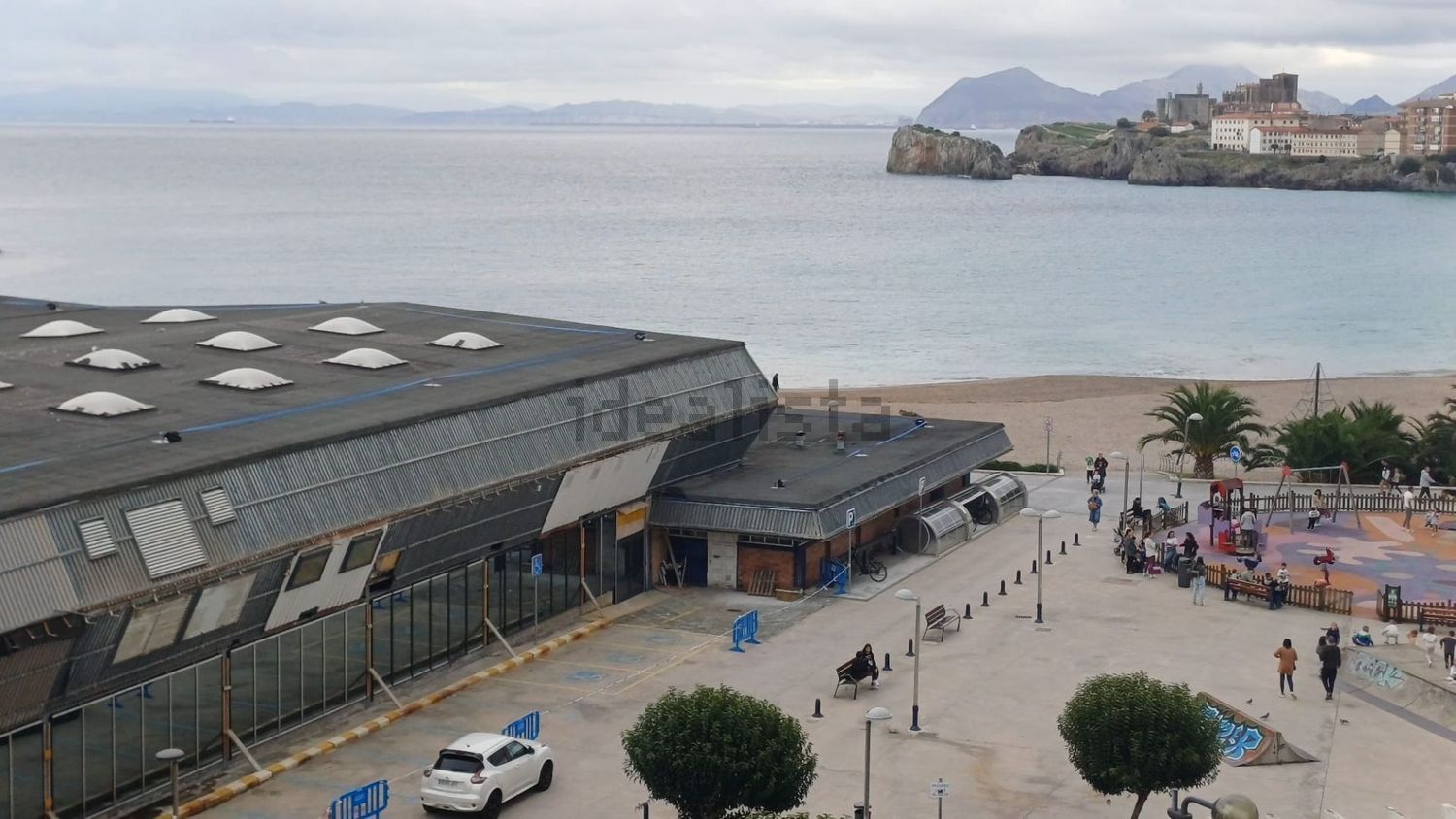 Apartamento em primeira linha de praia em Castro Urdiales