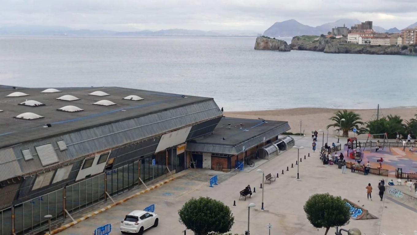 Квартира первая линия пляжа в Castro Urdiales