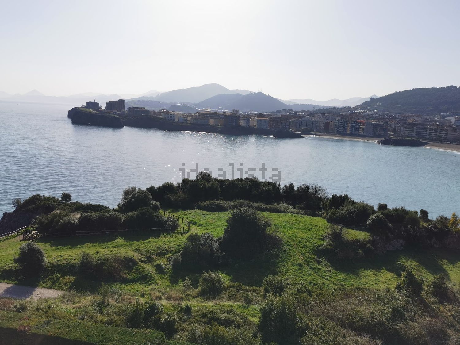 Apartamento em primeira linha de praia em Castro Urdiales — Vista mar