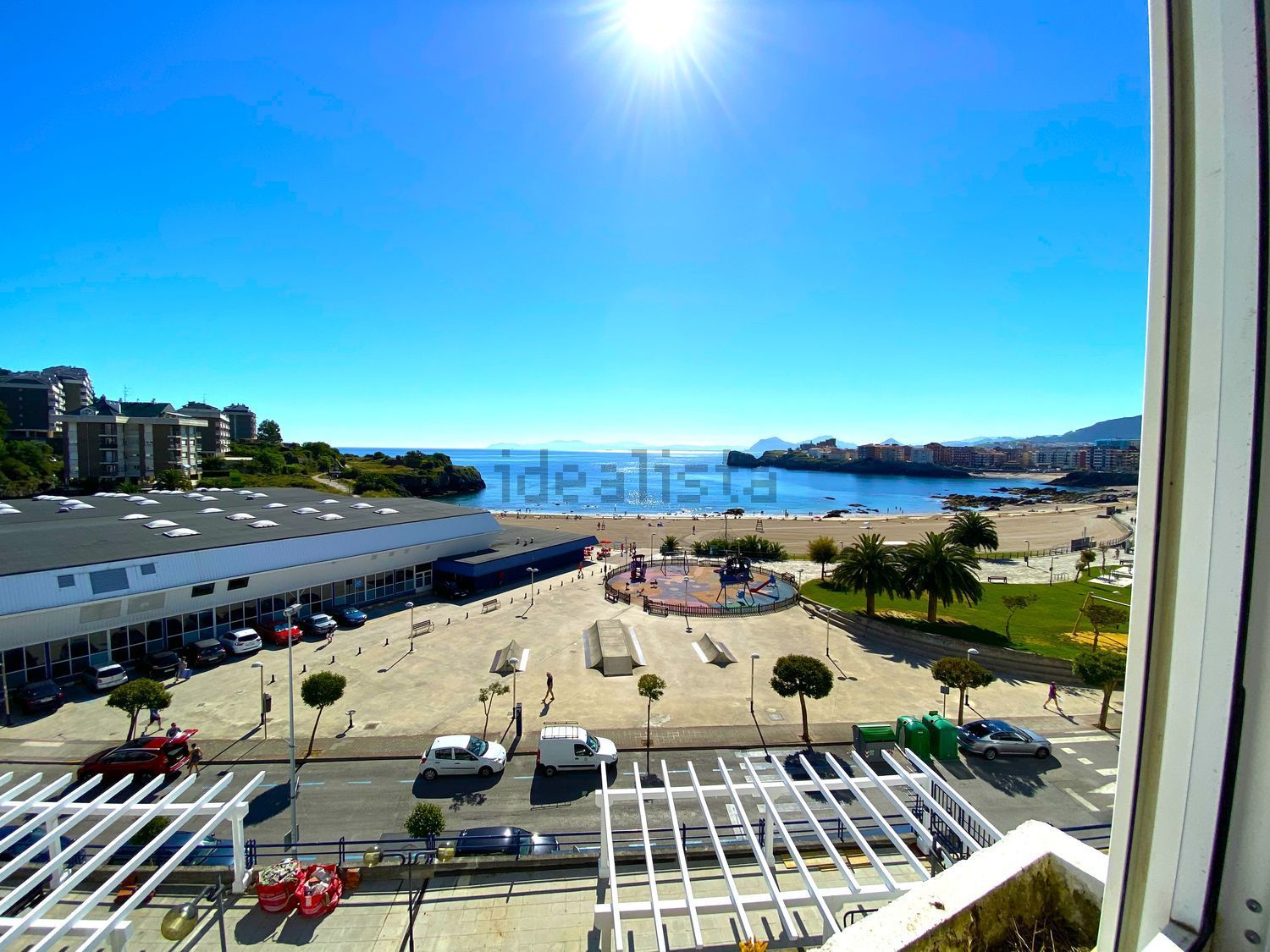 Apartamento em primeira linha de praia em Castro Urdiales — Vista mar