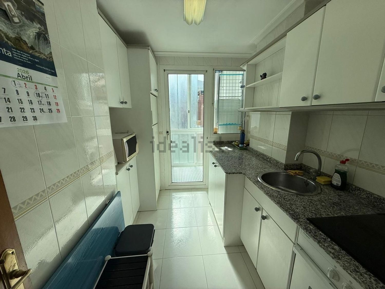 Apartamento em primeira linha de praia em Castro Urdiales — Cozinha