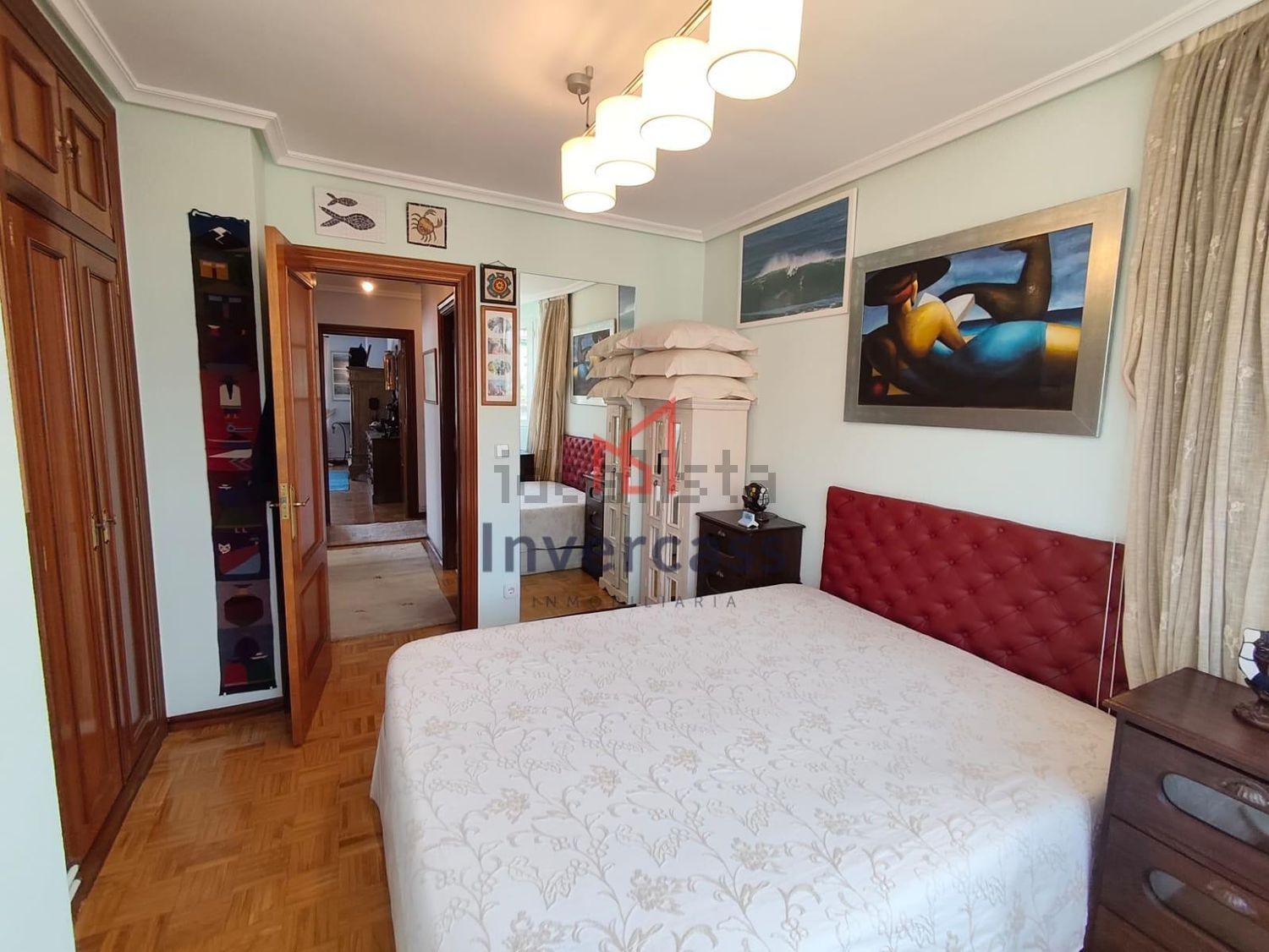 Apartamento em primeira linha de praia em Castro Urdiales — Quarto