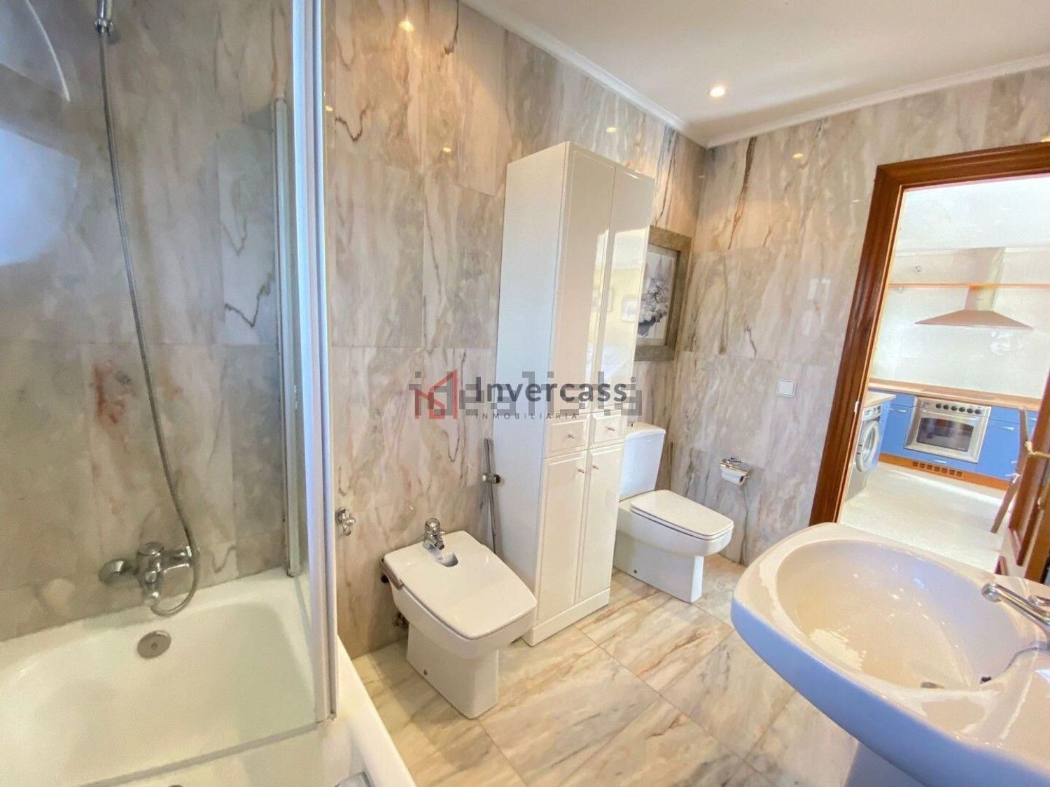 Ático em primeira linha de mar em Castro Urdiales — Casa banho