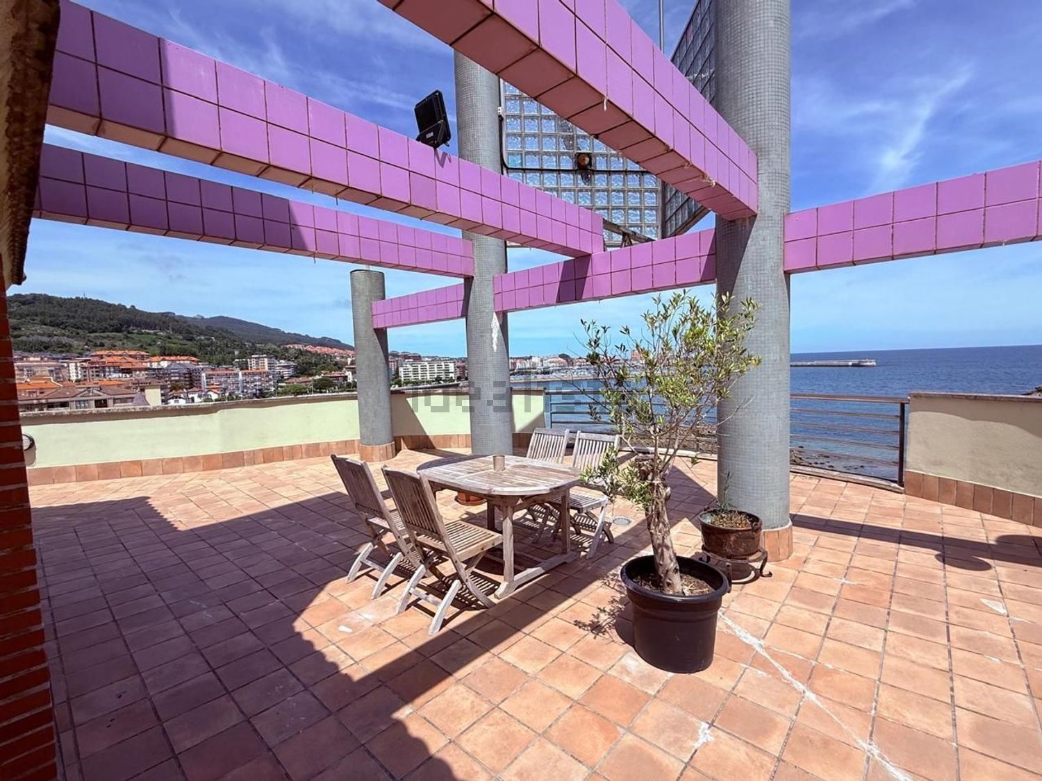 Ático em primeira linha de mar em Castro Urdiales